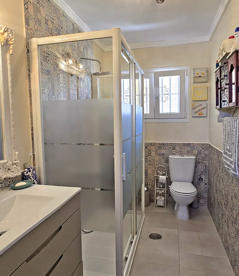 d18e01a5-5e53-428a-a544-689b61b1aa21