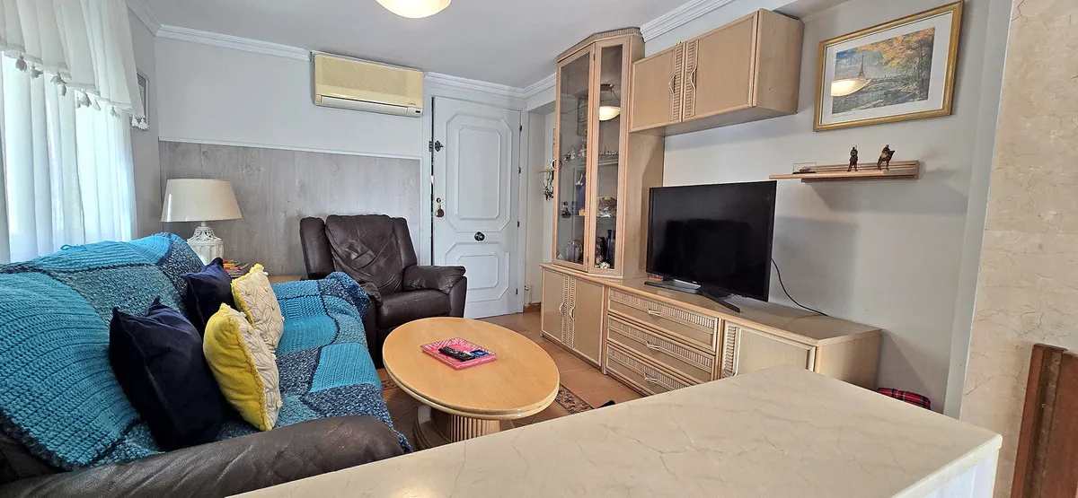 d2c0d303-13fc-465a-98ff-3e468283a781