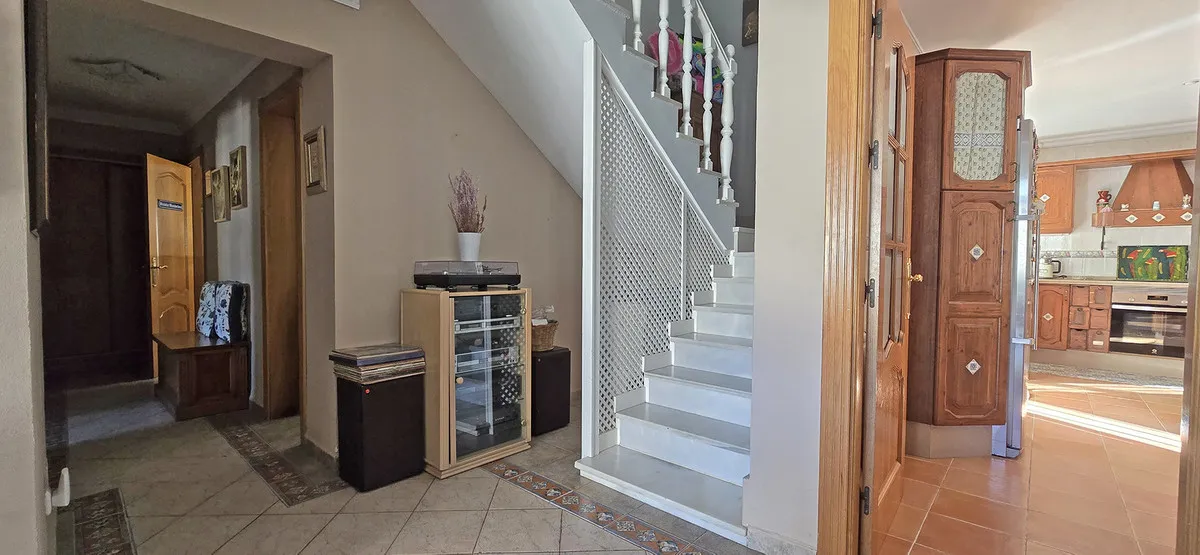 f65c35c4-bba0-4fa5-8eee-4ac3a330cea4