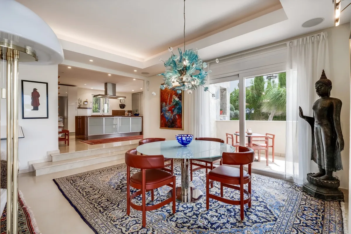 7346905d-9625-4de9-a863-1481b97212fe