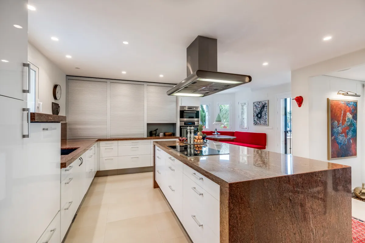 8946c036-0df6-4587-8eda-36ffb62244ab