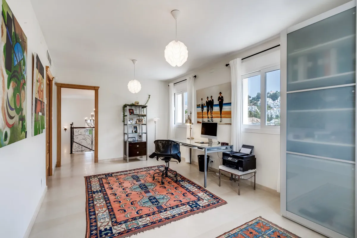 cf769c10-9edd-4963-8bef-746264a6dc01