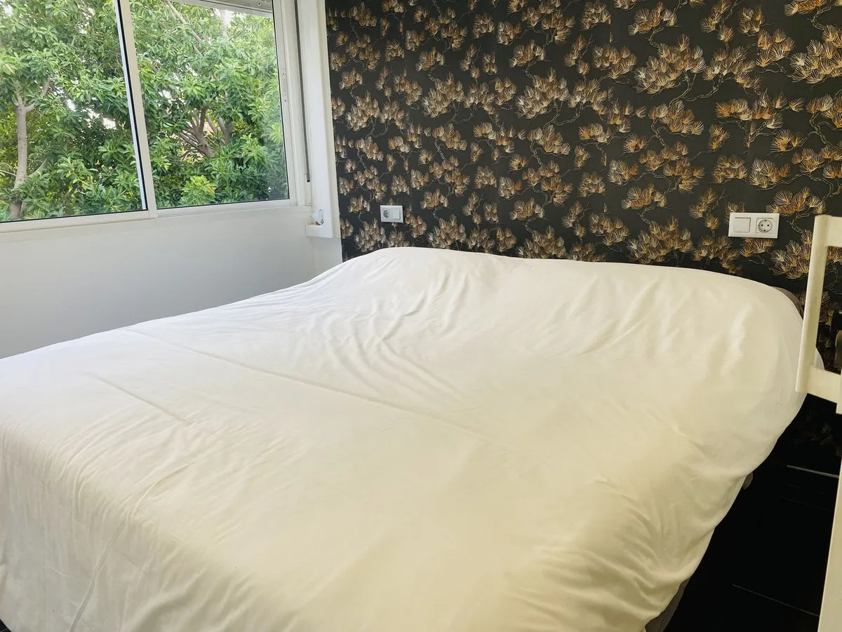 1eaa9a50-529a-4150-85d1-d9bb51f8c98a