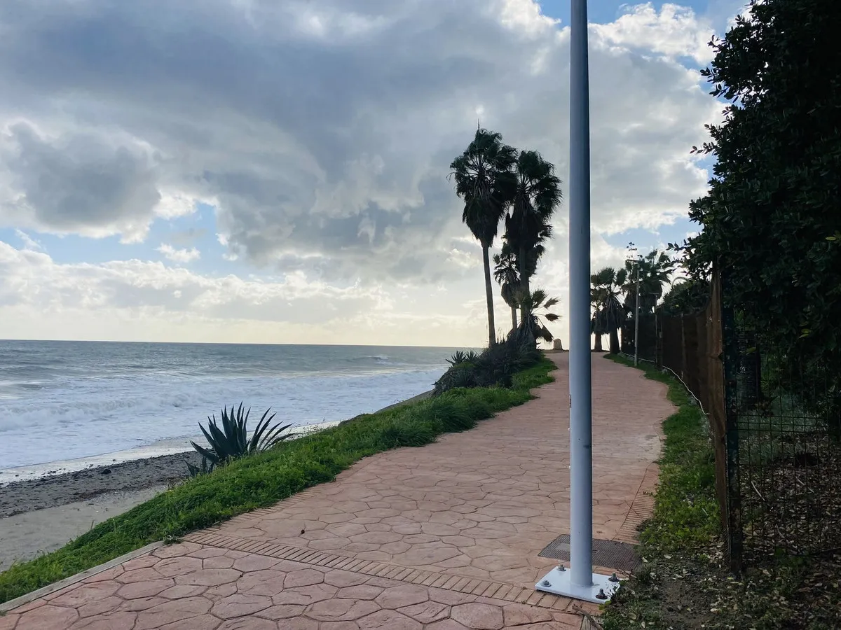 d79251c7-68b0-4a0c-89c3-a4672e79f752