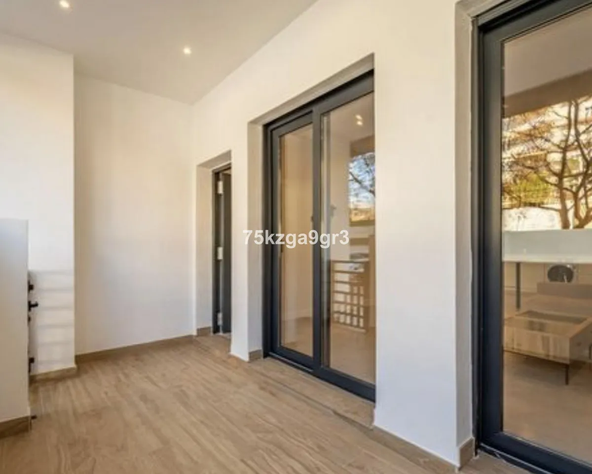 51c51edc-3042-410c-9d8e-c65f5cd72246