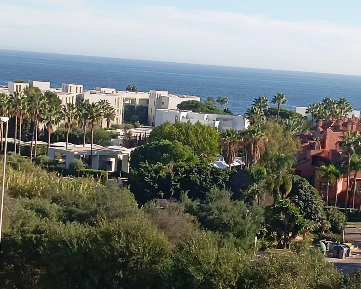 ac78d0f1-a2dc-4f8b-8956-d2e578170649