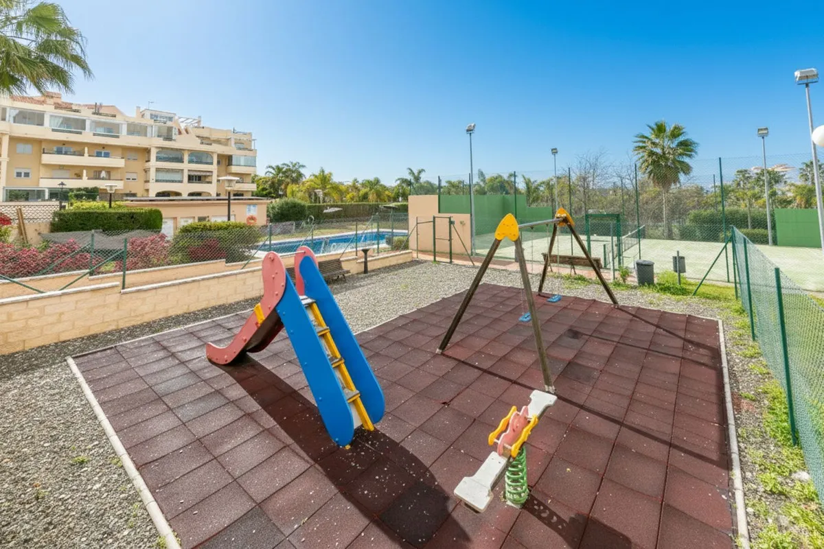 9c15a2c6-0c3f-4ff4-b5c2-f976a18f722b