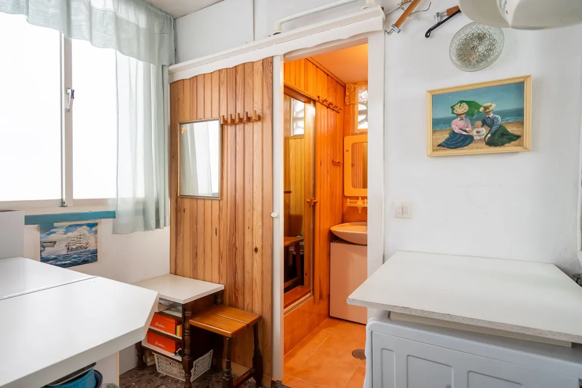 104ccd79-0fd8-4fec-9370-dbd226537b1e