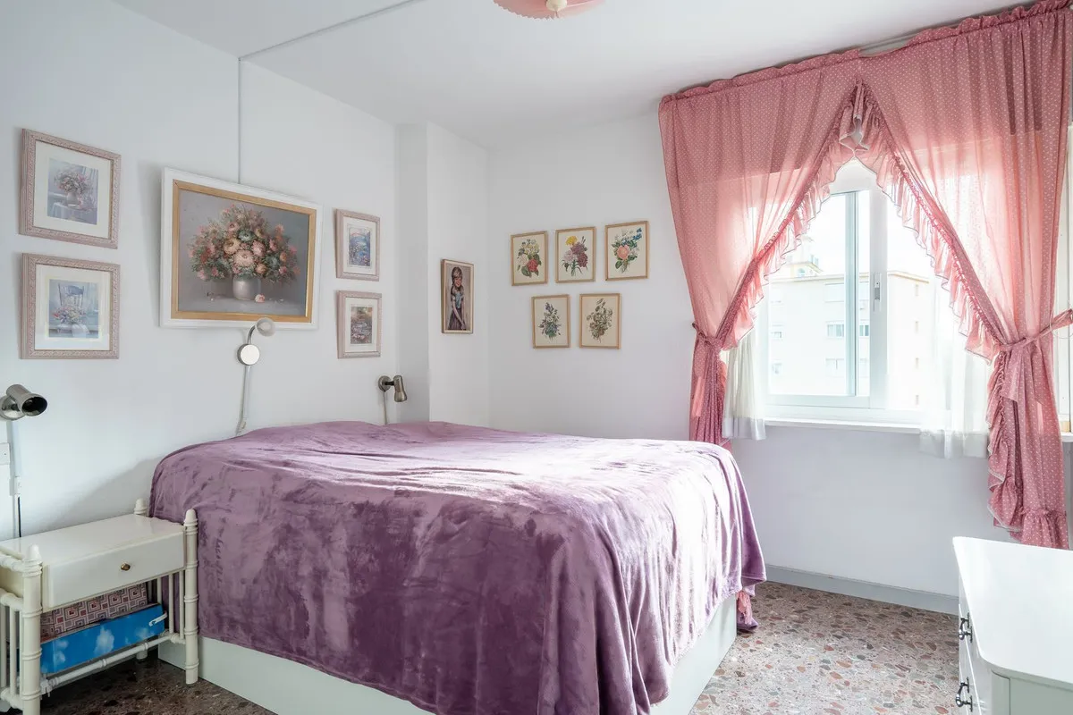 b8043c7b-3f27-4753-9018-27b3a70a9e10