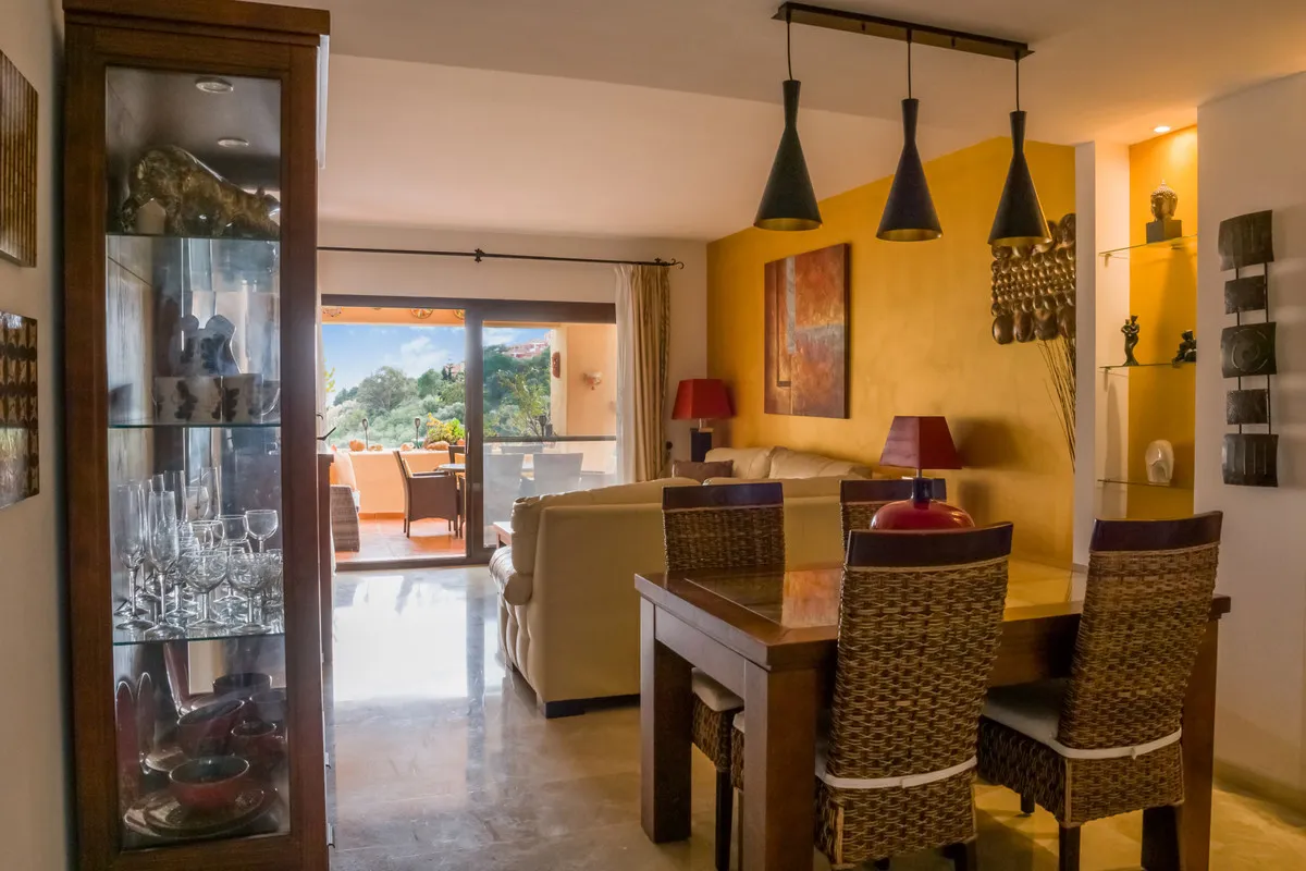 0f351d99-3bb5-44da-8780-cdacb19caa02