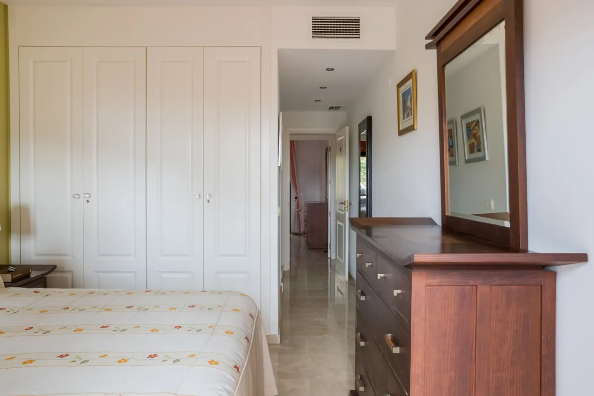 303b1326-2361-4c9e-98fa-4fa75b4e3951