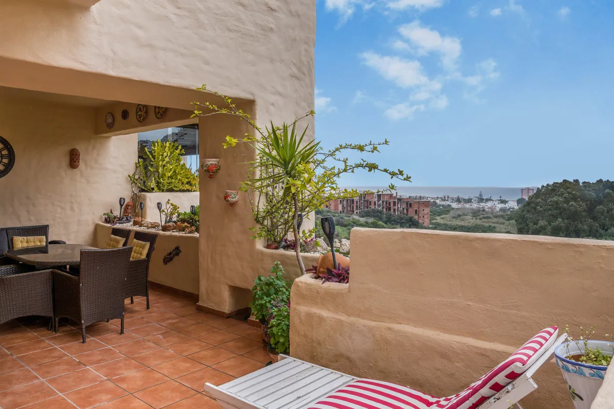 51d9f150-ffb5-4a3a-aaa7-9d4e2cd53170