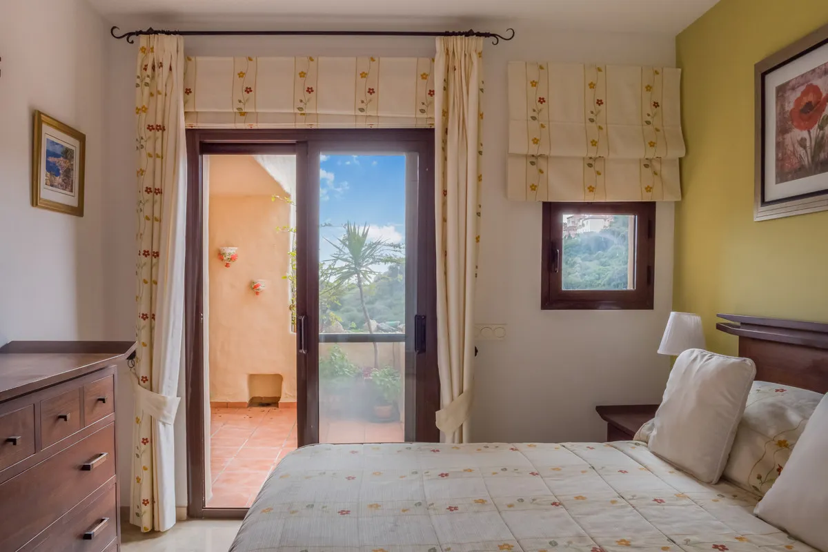 f885f36f-8a50-42bb-bfb8-a2436ed49a23