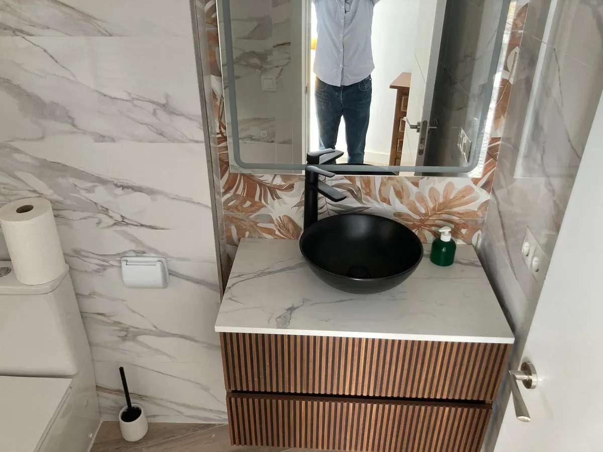 807ba50d-017d-4452-bb0a-ec60e0333d7d