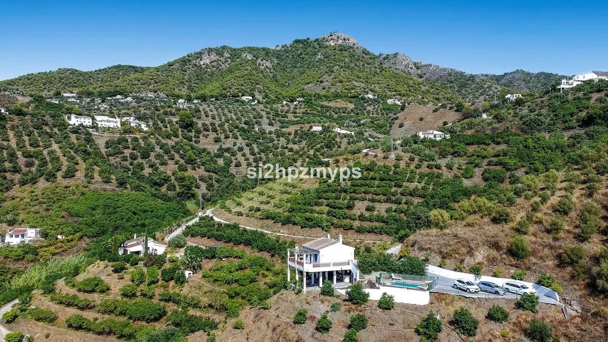 0589c821-7713-4622-93dd-e2a89b05a787