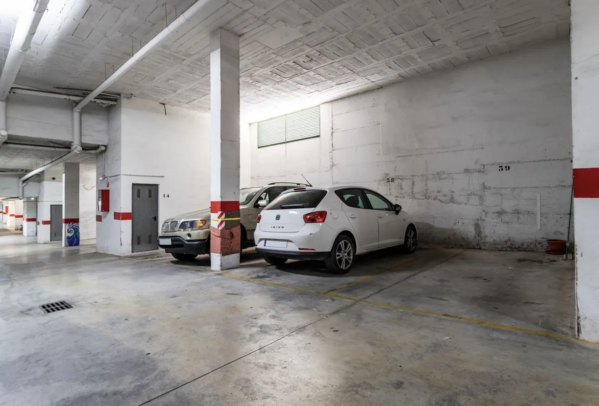 7e85ef60-7f97-4908-8c13-8074fd15c936