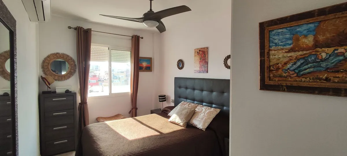 a807a105-0180-42d2-9f12-cce055785c27