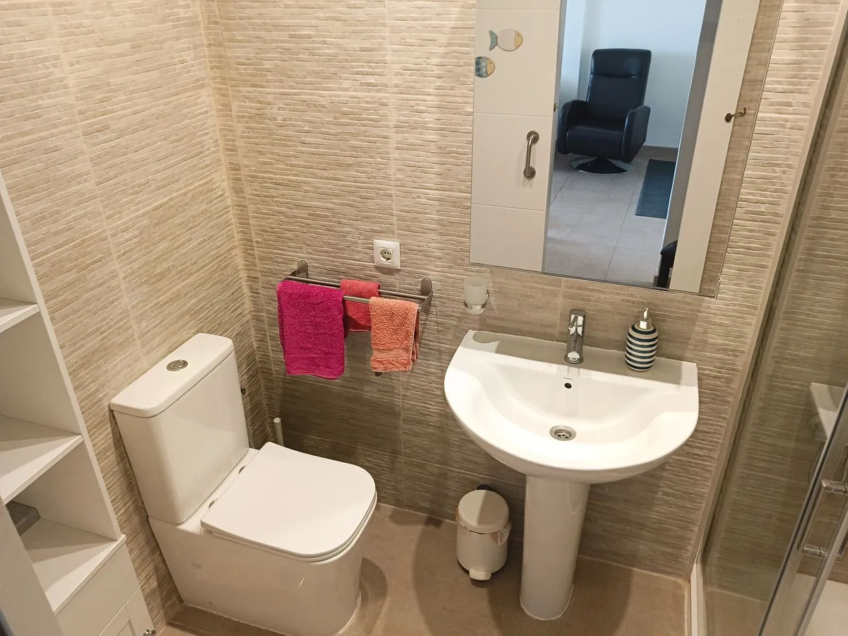 ed1a4635-d51d-4181-8df0-9a179846a639