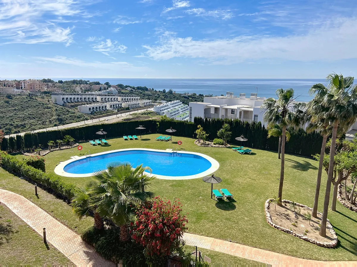 04e5b829-a543-4672-b9d9-ea1a6811e4ee