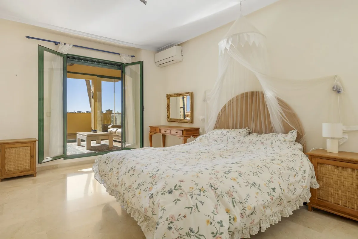 827c52cd-9ba5-4ea5-97e3-6b51ff69db91