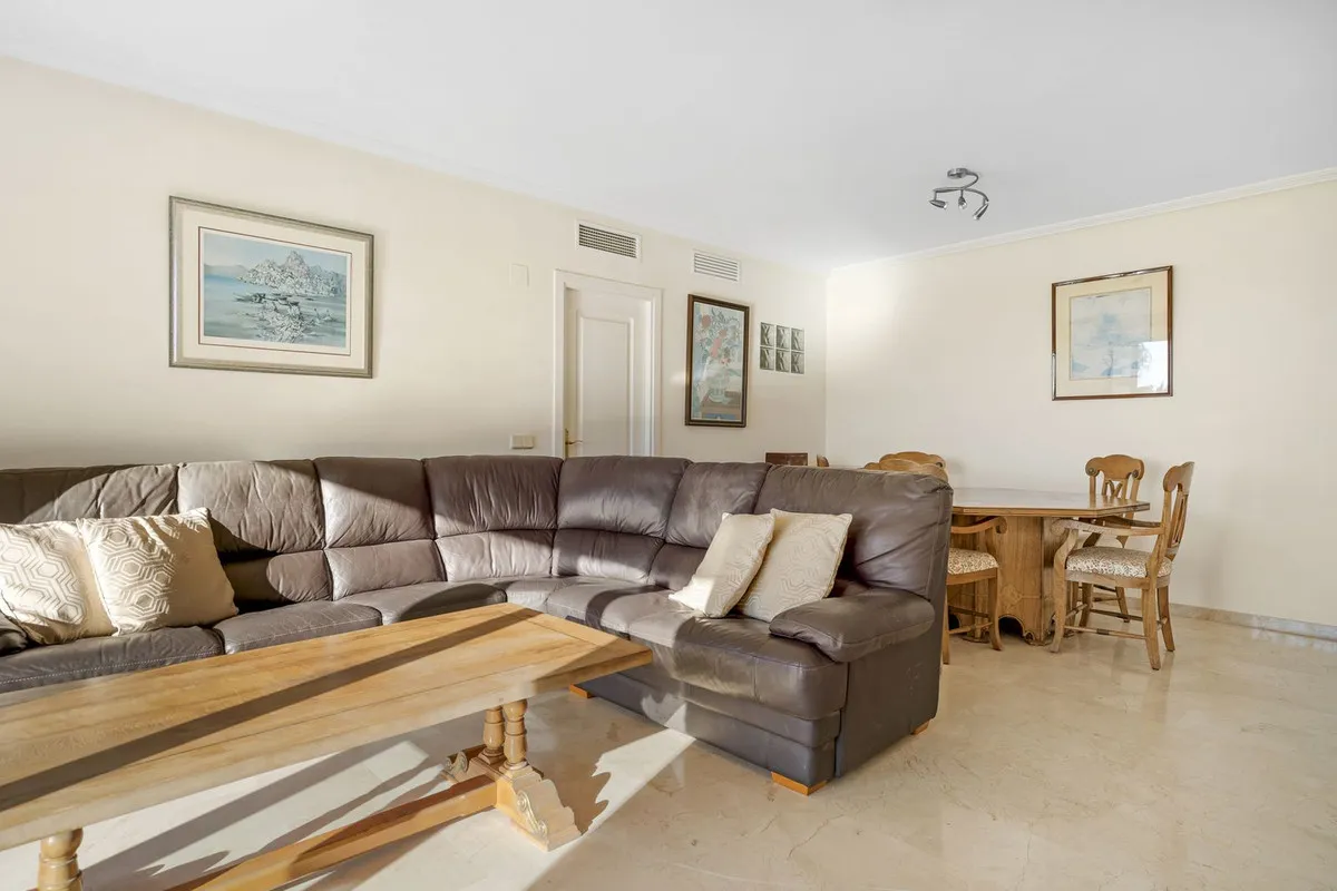 a8b5e9c1-eaae-4ef3-acb1-7e8e43cd6a8a