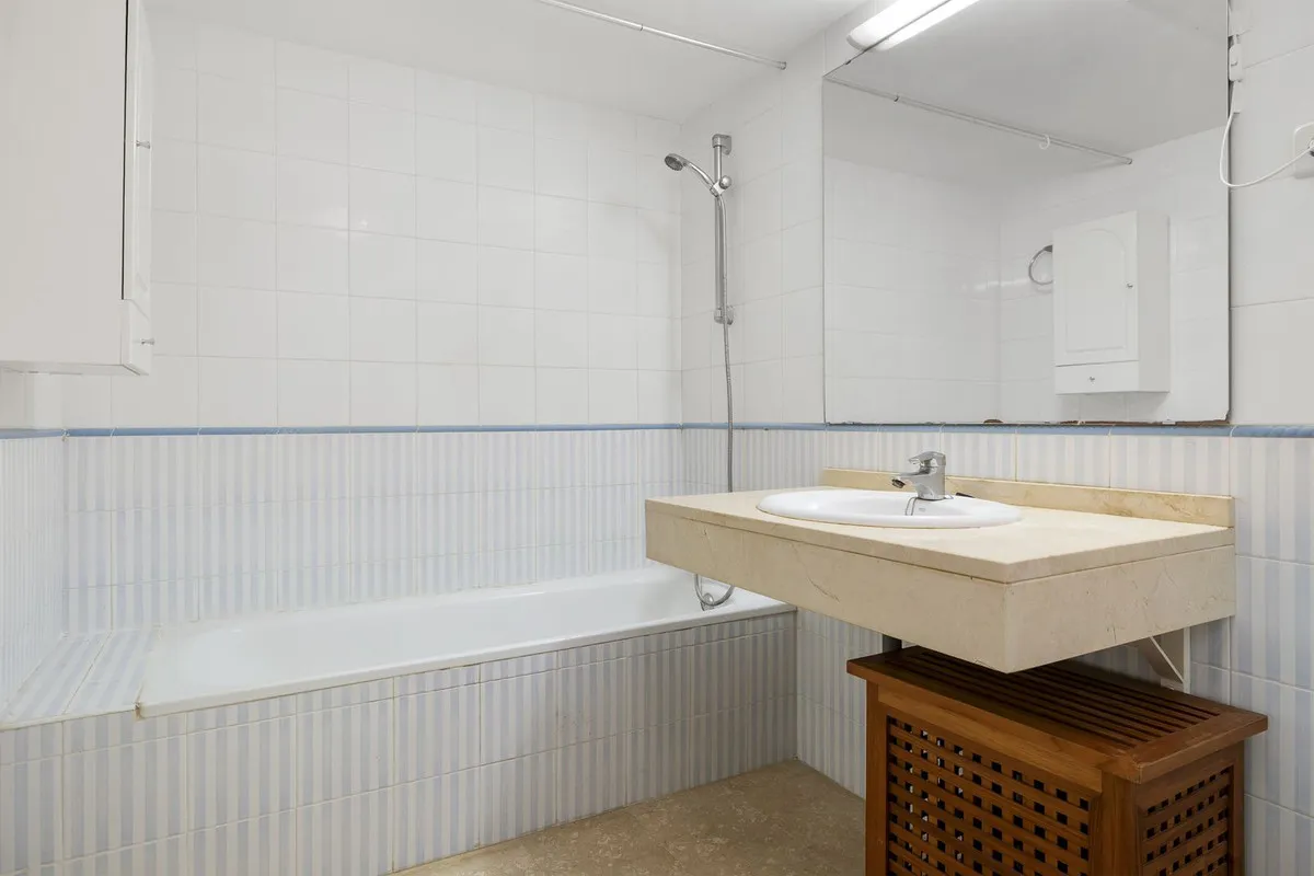 e1e7ca0c-5cb8-4d6a-a68f-63130a5764b5