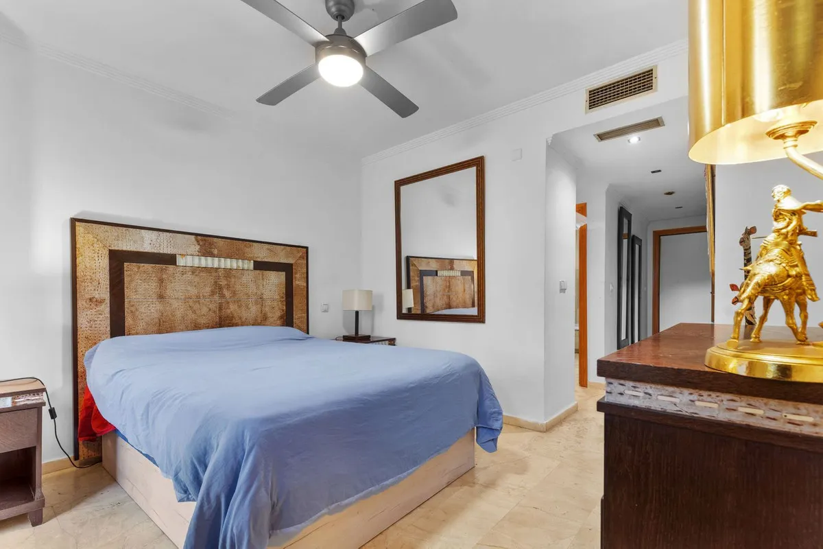 38ab5ab8-b819-4526-b593-354a249045e1