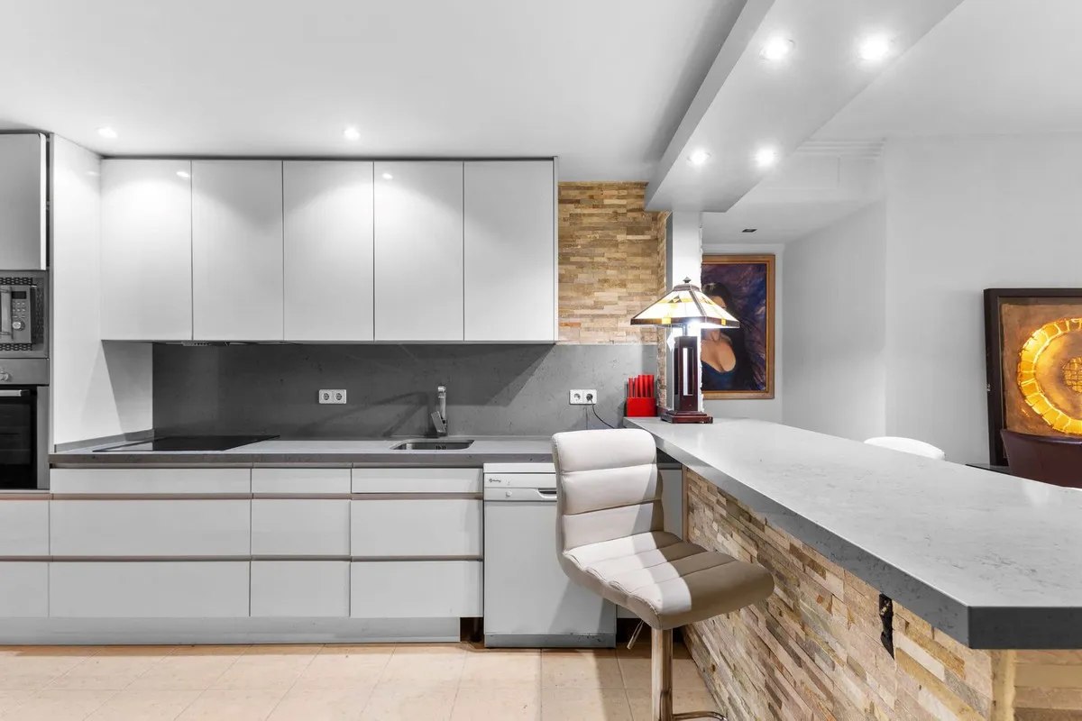 438fdcac-d2cb-49f2-a8f2-81f4c2503a94