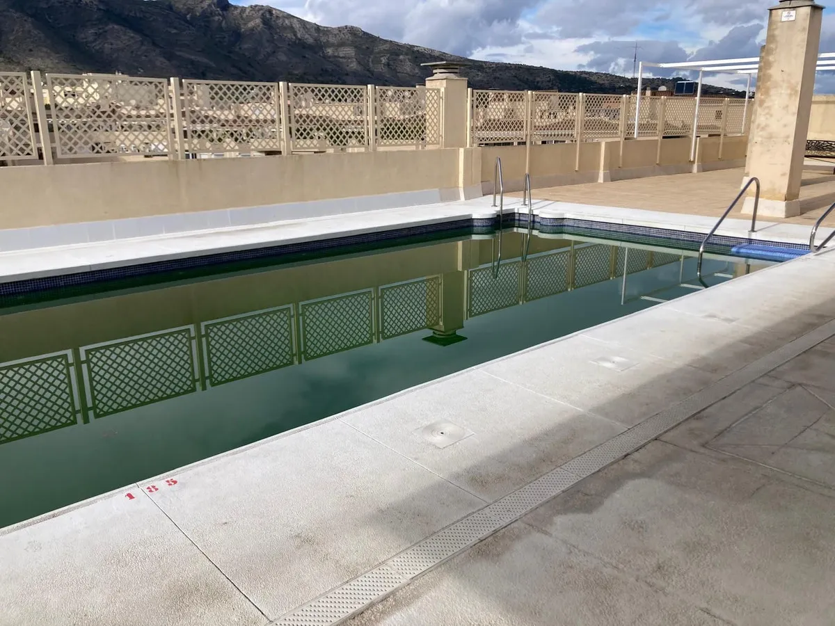 099d8c76-dfa1-47d9-8272-12b5e7c4b26a