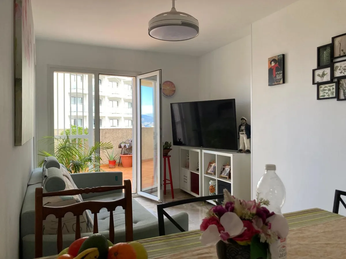 8c5611a2-f19a-4c65-b739-125245af7575