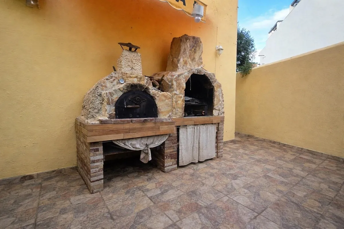 247d5f77-7606-40a5-9bd7-84a74d06561d