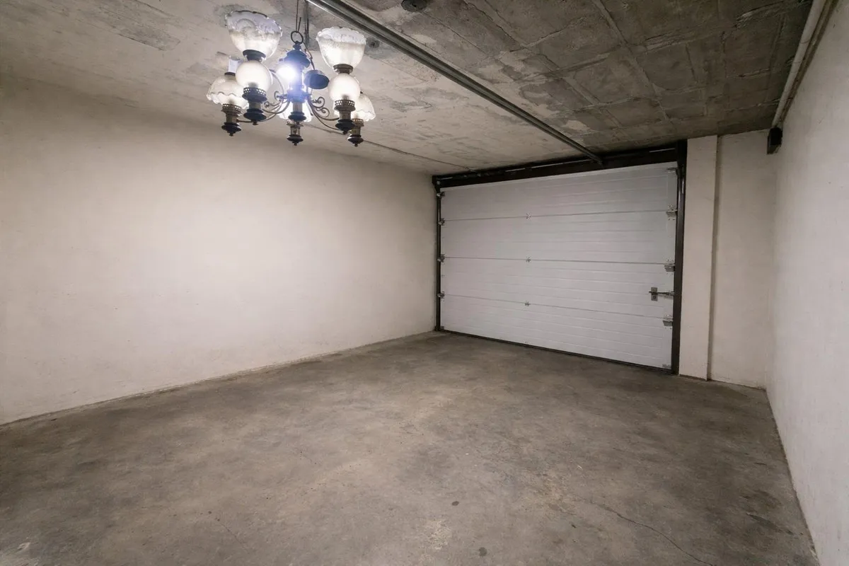 7cb7af93-d644-4c60-87b9-f32c4828bfbd