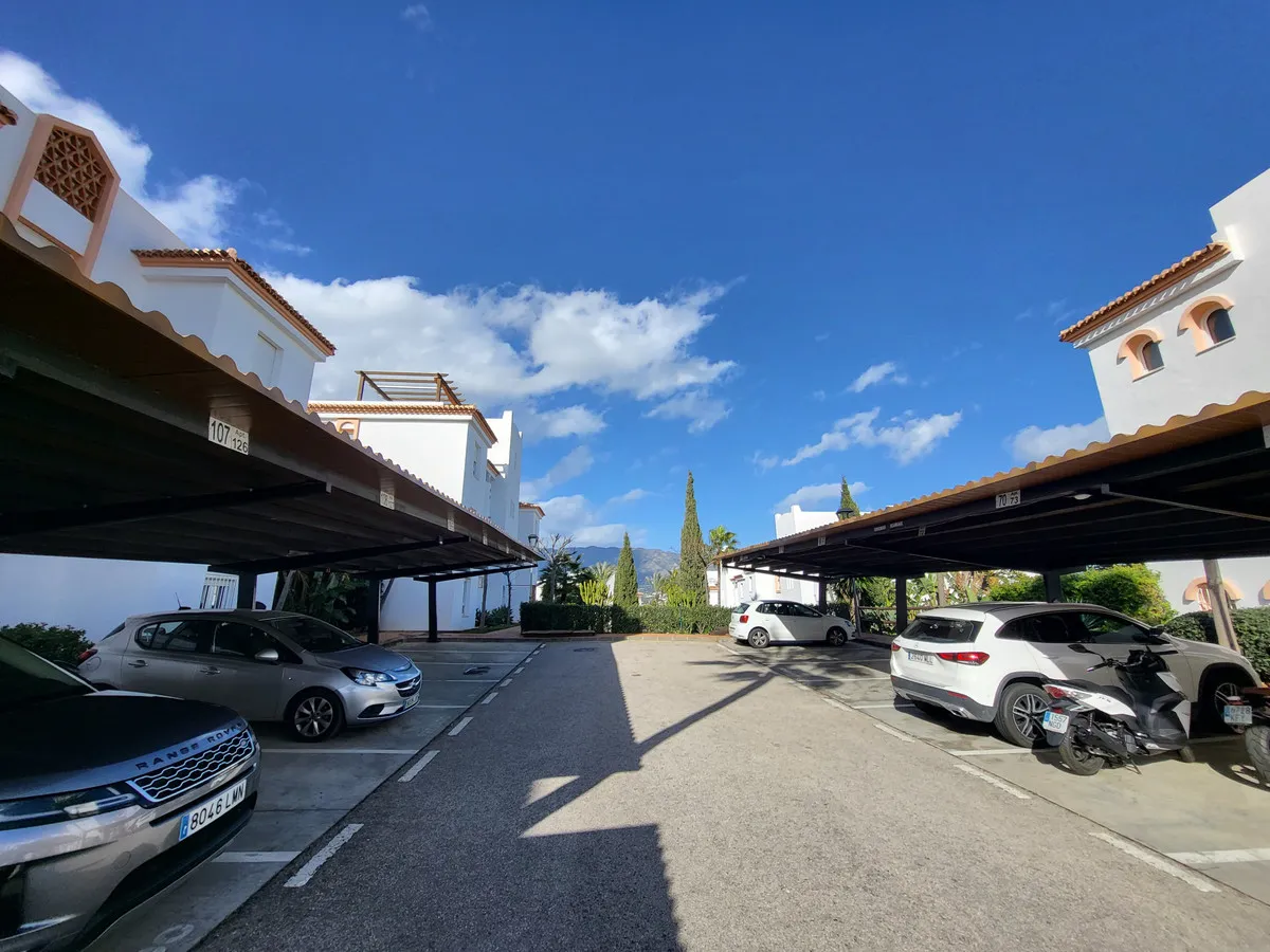 a5dbe251-2139-452c-b43c-8047edf48583