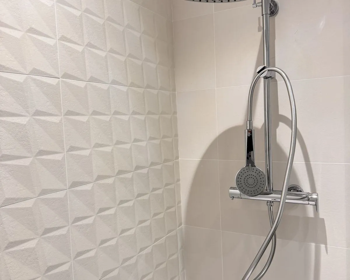 724e1781-9687-487e-8c12-14186bcbf3a8