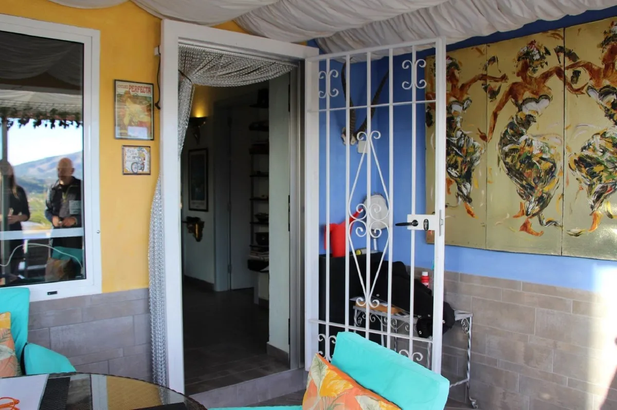 920d3cfb-416a-4292-81e8-1439edc11938