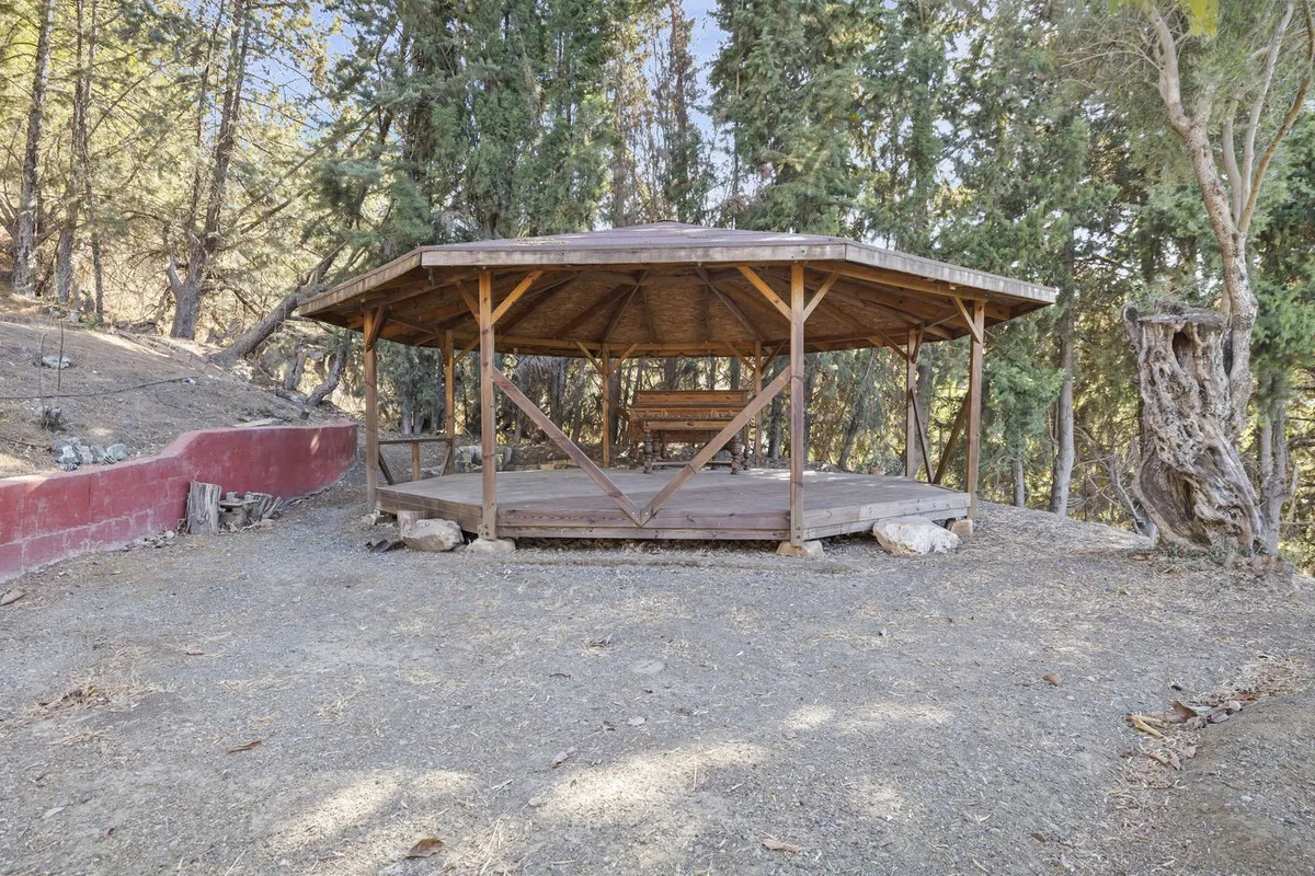 180ebfe1-4970-41e3-8ab7-3e2fd39057cf