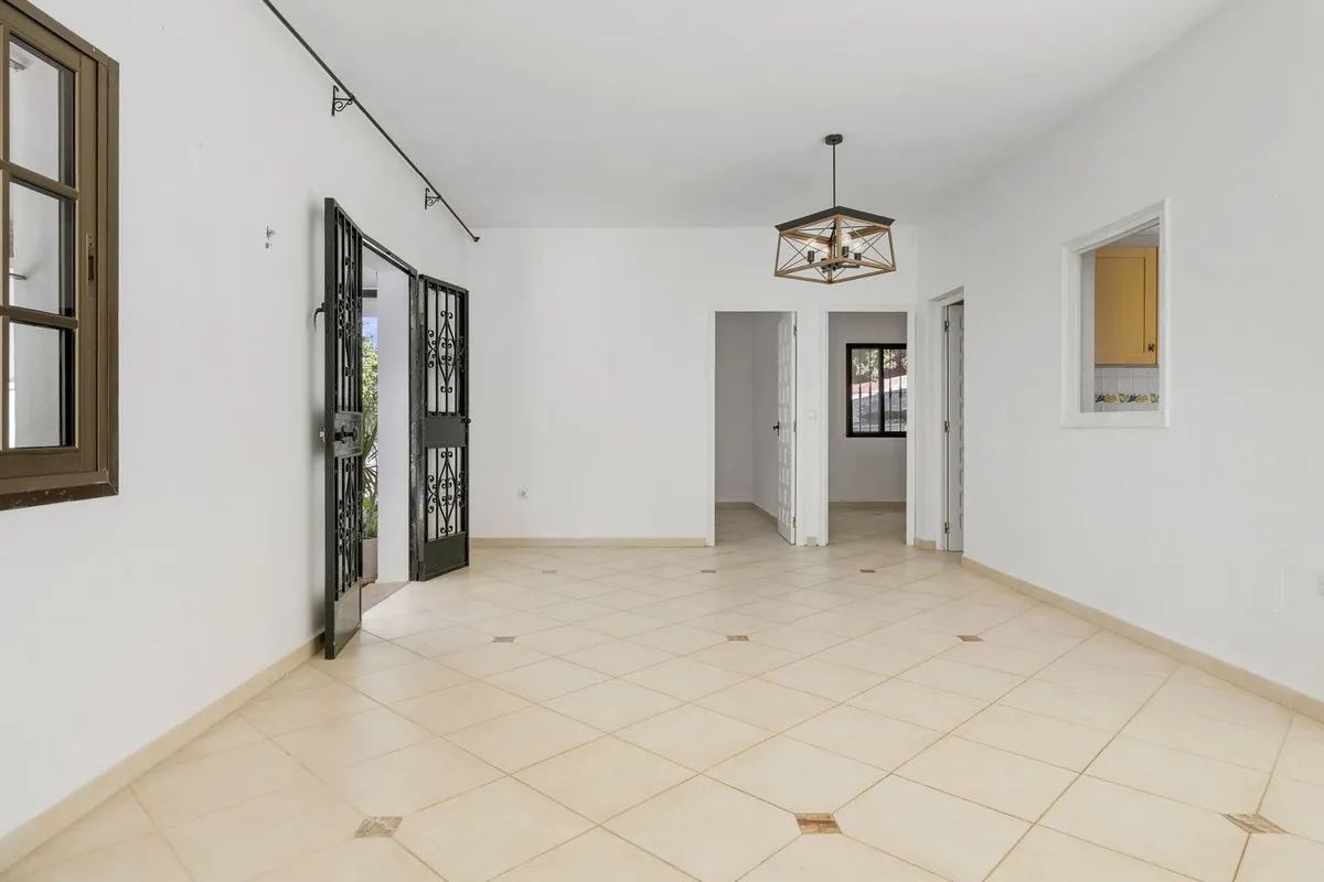 2c274f32-2162-4325-87c1-a9fe3e5dec55