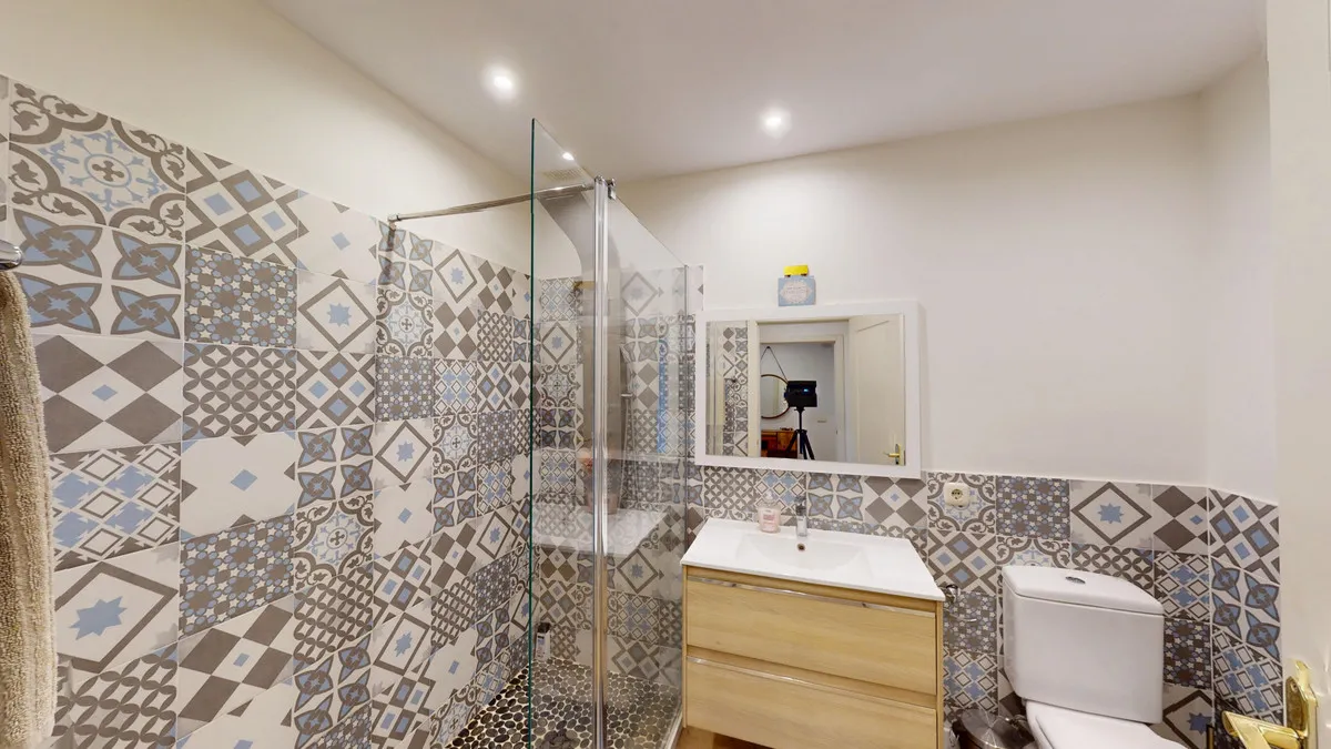 0424059d-b585-4a53-8bf0-6008365821dd