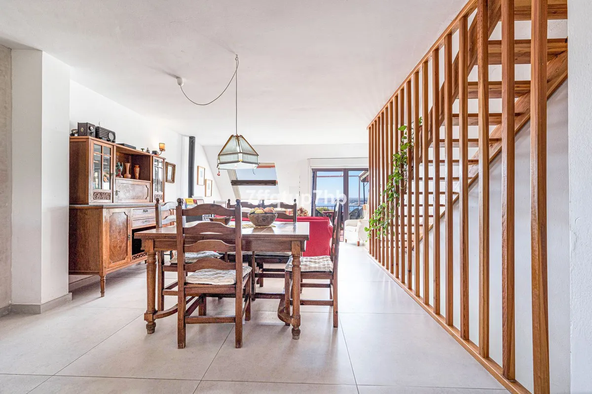 1b667acd-a9d6-49f2-957f-ce5c1b6d7ce9