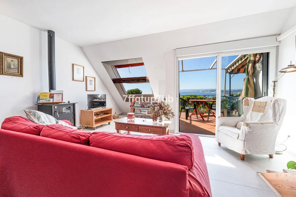 22dcd856-fa75-4fec-a9eb-f0399114369c