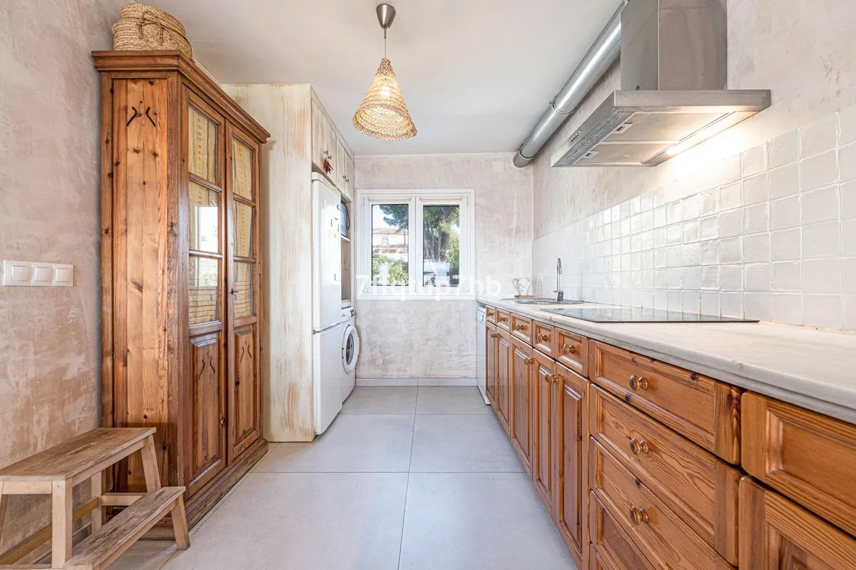 90e4eb92-ba5c-4791-9a13-947db6e14c10