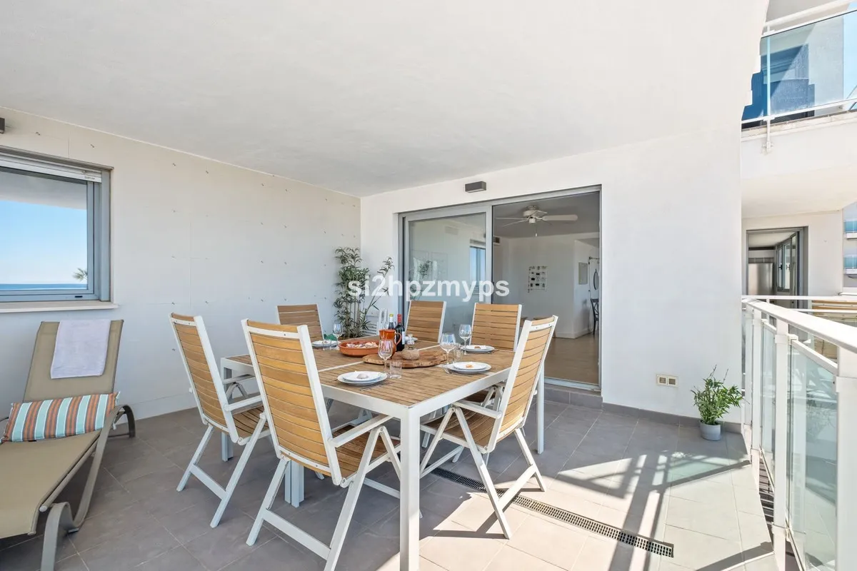 0cc6fcfc-b825-4008-a4c8-8ab642288653