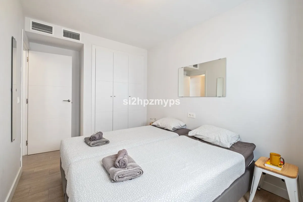 4f0e77e5-02bd-415b-b4ee-ebb105a46a88