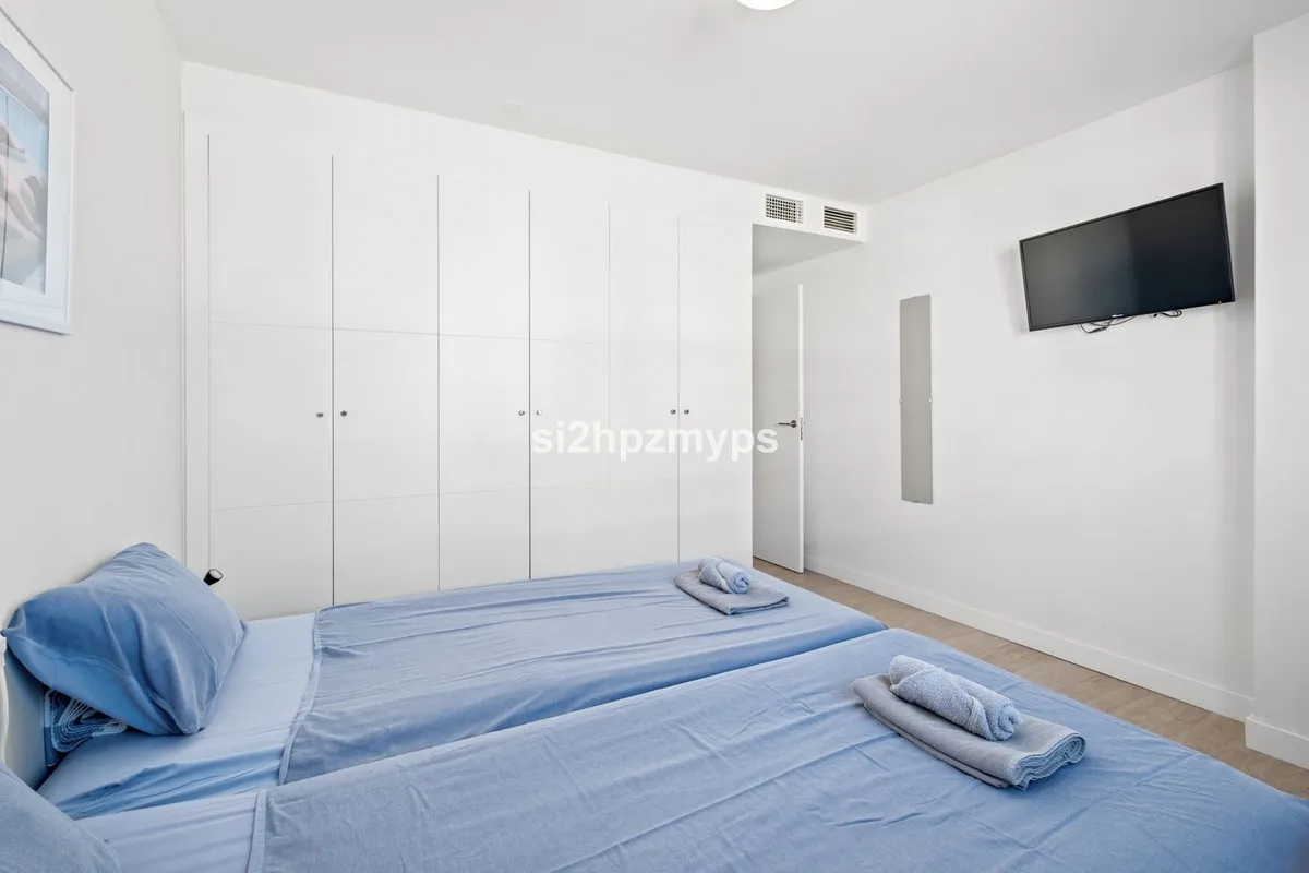 d6b6e609-65c0-46f2-8c66-b3f59feaac66