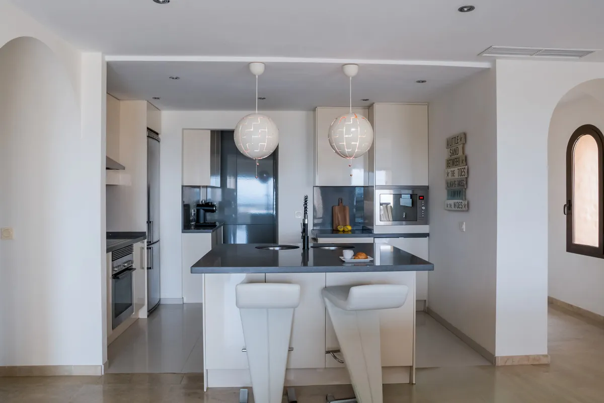 3b764573-048a-417f-81d5-ebfaae5a4fdb