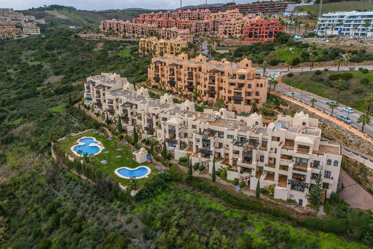 4bad2704-0ac6-4a3a-a065-b2ab3fe48e02