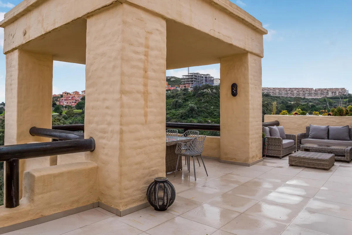 9fd51552-f819-42f8-b8e9-8bc1136bf021