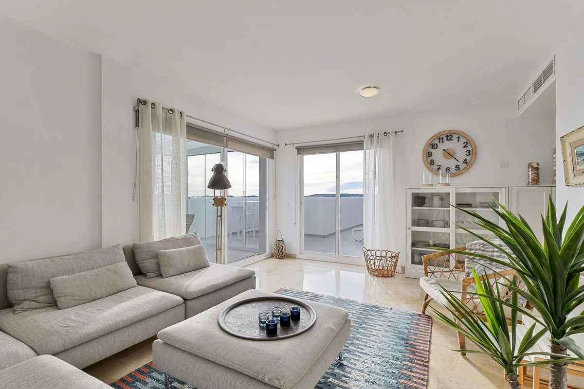 a794a4b2-9081-4f4b-9429-6ebabf779c77