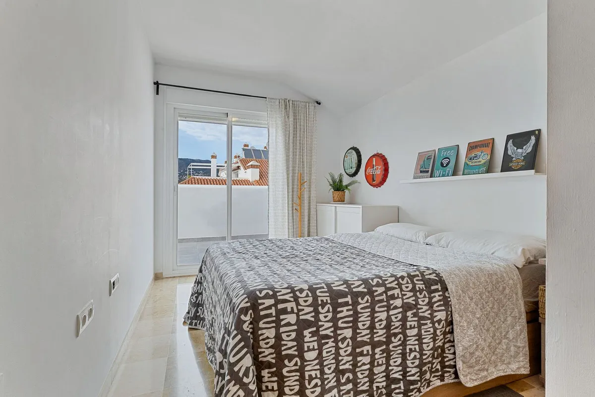 b5b4767f-e115-4149-b679-ab62179c03e2