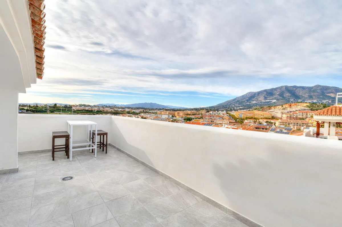 c32fde28-6347-440b-8e0b-912a549b6784